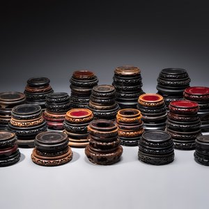 A collection of 80 Chinese wooden stands, 19/20th C. — photo 1