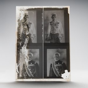 A collection of 83 wet-collodion portrait negatives on glass, China, 19th C. — photo 73