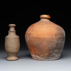 A collection of 9 German proto stoneware jugs and vessels, 14th C. — photo 13