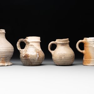 A collection of 9 German stoneware jugs, 16th C. and later — photo 16