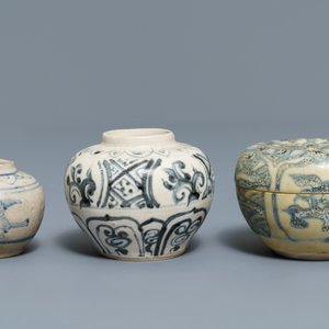 A collection of blue and white Annamese wares, incl. Hoi An Hoard, Vietnam, 14/15th C. — 照片 10