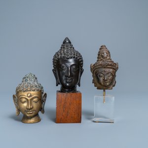 A collection of bronze figures and fragments, India, Thailand and Tibet, 19th C. and earlier — 照片 18