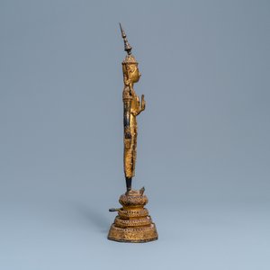 A collection of bronze figures and fragments, India, Thailand and Tibet, 19th C. and earlier — 照片 6
