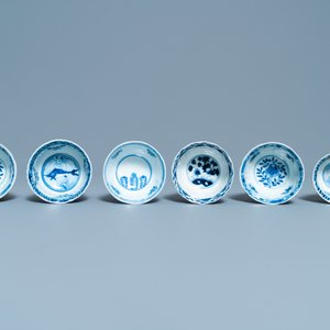 A collection of Chinese blue and white cups and saucers, 19th C. — 照片 32