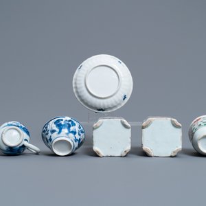 A collection of Chinese blue and white, famille rose, verte and Imari-style tea wares, Kangxi/Qianlong — photo 7