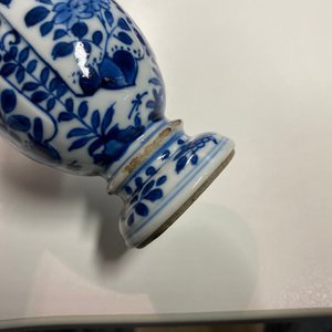 A collection of Chinese blue and white vases, Kangxi — 照片 33