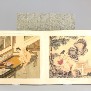 A collection of Chinese erotical prints, early 20th C. — 照片 1
