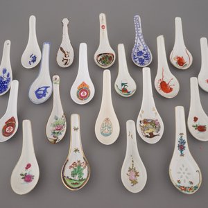 A collection of Chinese porcelain spoons, 18-20th C. — 照片 10