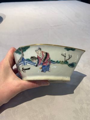 A collection of eight Chinese famille rose wares, 19th C. — photo 15