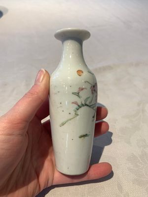 A collection of eight Chinese famille rose wares, 19th C. — photo 19