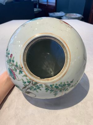 A collection of eight Chinese famille rose wares, 19th C. — photo 41