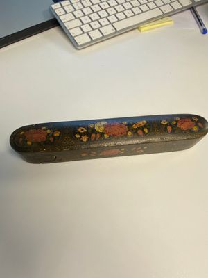 A collection of eight lacquered papier-maché pen boxes or qalamdans, Qajar, Persia, 19th C. — photo 23