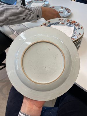 A collection of eleven Chinese Imari-style plates with floral design, 18th C. — foto 12