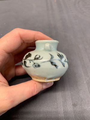 A collection of five Chinese blue and white jarlets, Yuan — photo 11