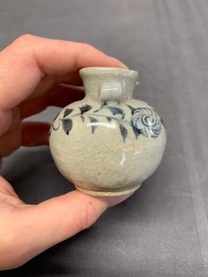 A collection of five Chinese blue and white jarlets, Yuan — photo 15