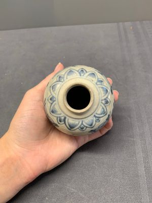 A collection of five Chinese blue and white jarlets, Yuan — photo 24