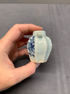 A collection of five Chinese blue and white jarlets, Yuan — photo 29