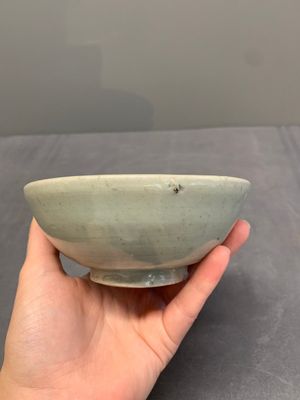 A collection of five Chinese celadon wares, Ming and later — photo 17