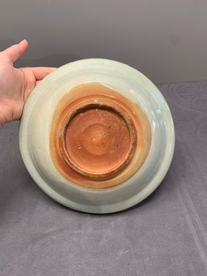 A collection of five Chinese celadon wares, Ming and later — photo 23