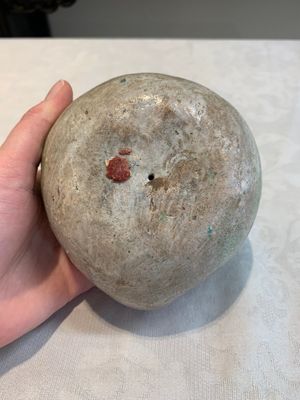 A collection of five Chinese famille rose peaches and pumpkins, including a box and cover, 19th C. — photo 7