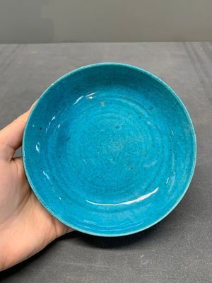 A collection of five Chinese turquoise-glazed wares, 18th C. — photo 8