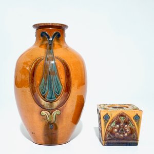 A collection of Flemish pottery Art Nouveau and Art Deco vases, 20th C. — photo 8