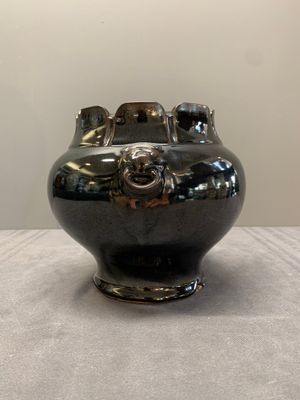 A collection of four Chinese monochrome-glazed ware, Kangxi and Qianlong mark, 19/20th C. — photo 3