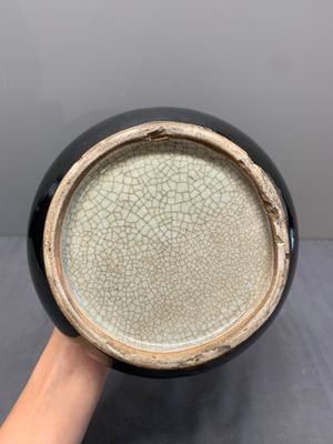 A collection of four Chinese monochrome-glazed ware, Kangxi and Qianlong mark, 19/20th C. — photo 7