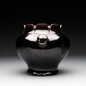 A collection of four Chinese monochrome-glazed ware, Kangxi and Qianlong mark, 19/20th C. — photo 19