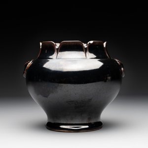 A collection of four Chinese monochrome-glazed ware, Kangxi and Qianlong mark, 19/20th C. — photo 20