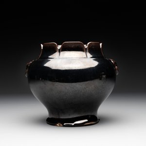 A collection of four Chinese monochrome-glazed ware, Kangxi and Qianlong mark, 19/20th C. — photo 22