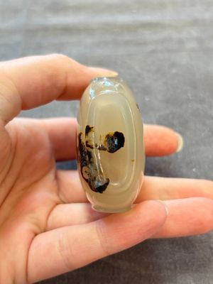 A collection of nine Chinese agate snuff bottles, 20th C. — photo 6