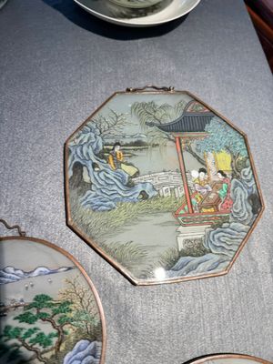 A collection of nine Chinese reverse glass paintings mounted as pendants, 19th C. — photo 5