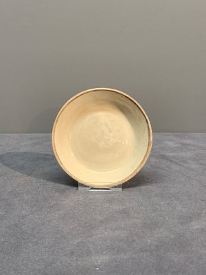 A collection of nine Chinese white-glazed and cream-glazed wares, incl. Dehua, Song/Ming — photo 11