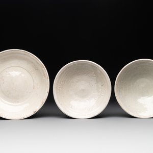 A collection of nine Chinese white-glazed and cream-glazed wares, incl. Dehua, Song/Ming — photo 2