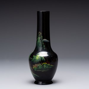 A collection of seven Chinese Fuzhou or Foochow lacquer vases, 19/20th C. — 照片 16