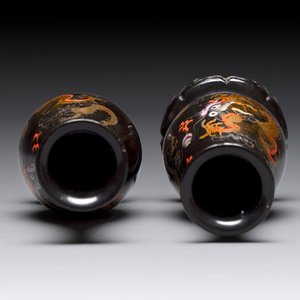 A collection of seven Chinese Fuzhou or Foochow lacquer vases, 19/20th C. — foto 14