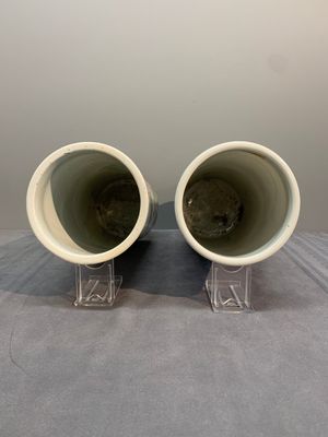 A collection of six Chinese famille rose hat stands, 19/20th C. — photo 11
