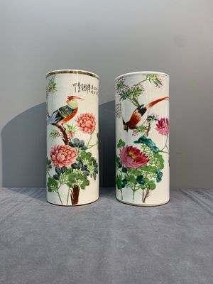 A collection of six Chinese famille rose hat stands, 19/20th C. — photo 7