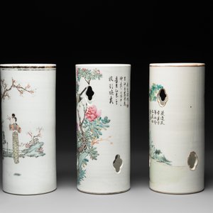 A collection of six Chinese famille rose hat stands, 19/20th C. — photo 4