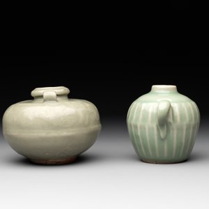 A collection of six Chinese Longquan celadon wares, Yuan/Ming — photo 10