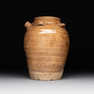 A collection of six Chinese monochrome wares, Ming — photo 2
