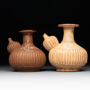 A collection of six Chinese monochrome wares, Ming — photo 10