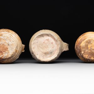 A collection of six German stoneware mugs, 16/17th C. — photo 7