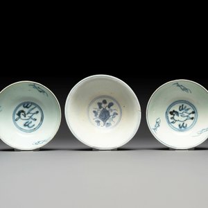 A collection of ten Chinese blue and white bowls, Ming — foto 10
