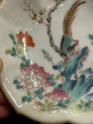 A collection of ten Chinese blue, white, famille rose and qianjiang cai wares, signed Yongzhen Shi 永真氏, 18/19th C. — photo 15