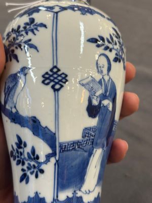 A collection of ten Chinese blue, white, famille rose and qianjiang cai wares, signed Yongzhen Shi 永真氏, 18/19th C. — photo 35