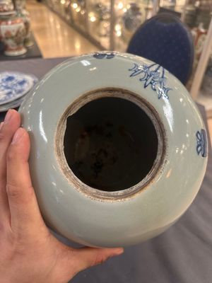 A collection of ten Chinese blue, white, famille rose and qianjiang cai wares, signed Yongzhen Shi 永真氏, 18/19th C. — photo 6