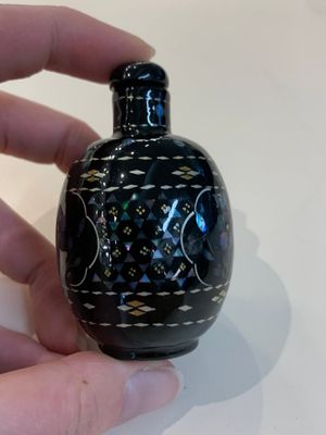 A collection of ten Chinese snuff bottles, 19/20th C. — photo 51