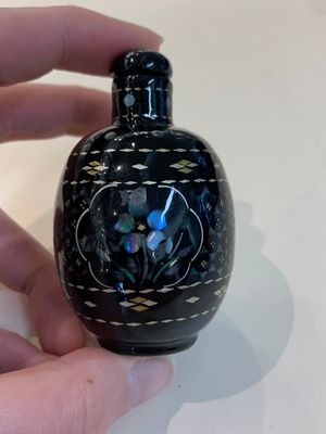 A collection of ten Chinese snuff bottles, 19/20th C. — photo 52